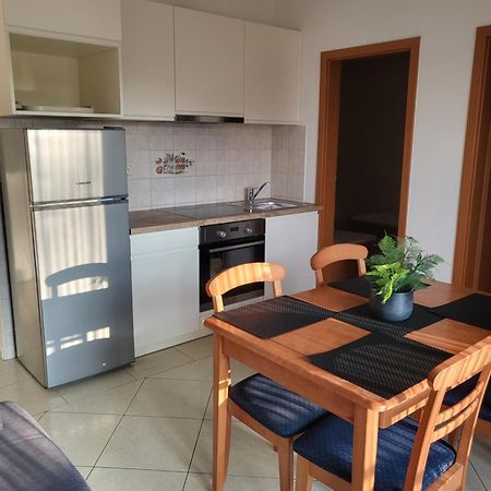 Dalmacia Apartments Srima Εξωτερικό φωτογραφία