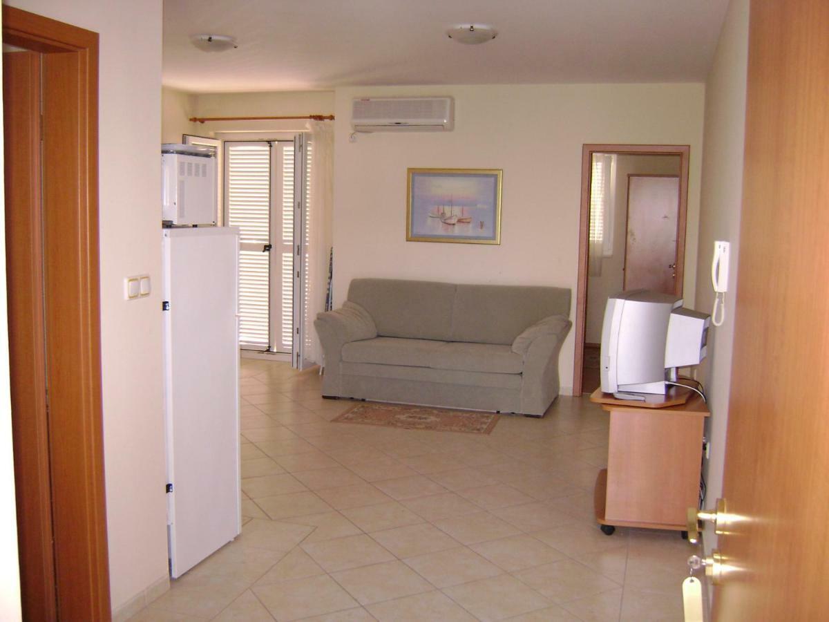 Dalmacia Apartments Srima Εξωτερικό φωτογραφία