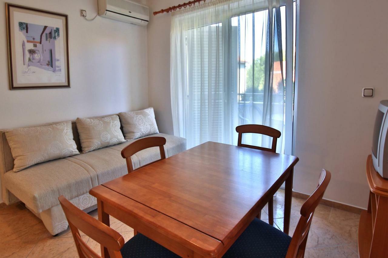 Dalmacia Apartments Srima Εξωτερικό φωτογραφία